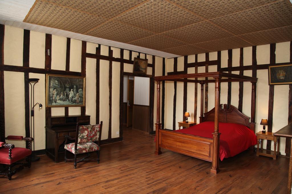 Café de France Bed and Breakfast Eauze Habitación foto